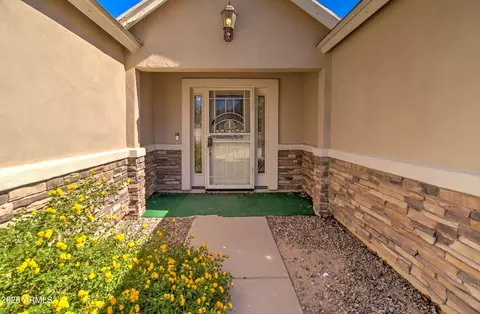 Exterior - 4509 E Pearce Rd, Phoenix, AZ 85044 photo 4 of 10