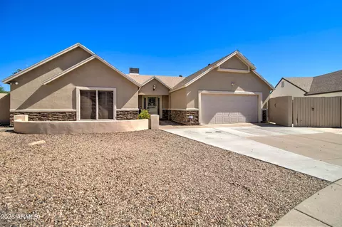 Exterior - 4509 E Pearce Rd, Phoenix, AZ 85044 photo 3 of 10