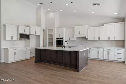 Kitchen - 654 E Paint Your Wagon Trl, Phoenix, AZ 85085 photo 3 of 4
