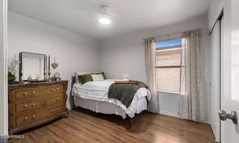 Bedroom - 4820 E Melinda Ln, Phoenix, AZ 85054 photo 3 of 3