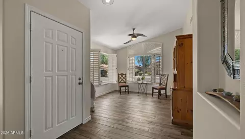 Entry Way - 4820 E Melinda Ln, Phoenix, AZ 85054 photo 2 of 4