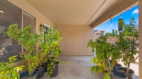 Exterior - 4820 E Melinda Ln, Phoenix, AZ 85054 photo 7 of 8