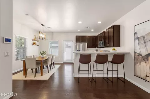 Dining - 3930 N 30th St, Phoenix, AZ 85016 photo 2 of 5