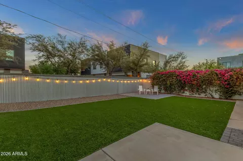 Exterior - 3930 N 30th St, Phoenix, AZ 85016 photo 1 of 9