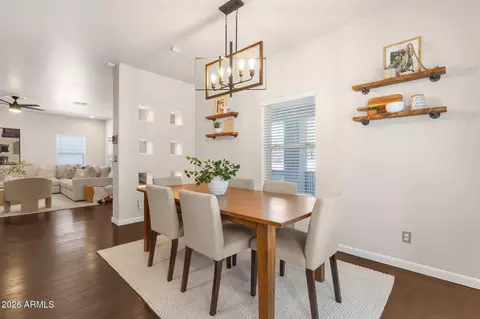 Dining - 3930 N 30th St, Phoenix, AZ 85016 photo 1 of 5
