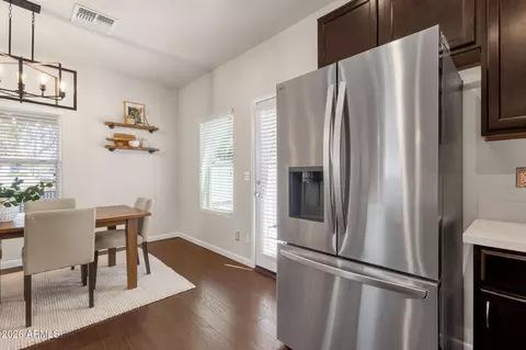 Dining - 3930 N 30th St, Phoenix, AZ 85016 photo 3 of 5