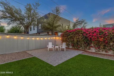 Exterior - 3930 N 30th St, Phoenix, AZ 85016 photo 6 of 9