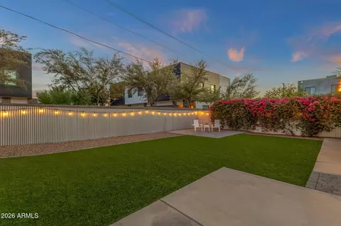 Exterior - 3930 N 30th St, Phoenix, AZ 85016 photo 5 of 9