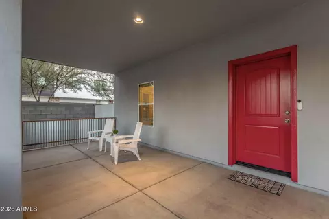 Exterior - 3930 N 30th St, Phoenix, AZ 85016 photo 4 of 9