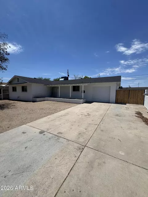 3026 N 40th Dr, Phoenix, AZ 85019