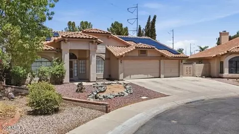 Exterior - 708 E Hearne Way, Gilbert, AZ 85234 photo 2 of 6