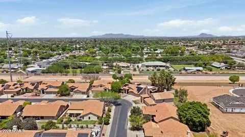 View/Area - 708 E Hearne Way, Gilbert, AZ 85234 photo 4 of 6