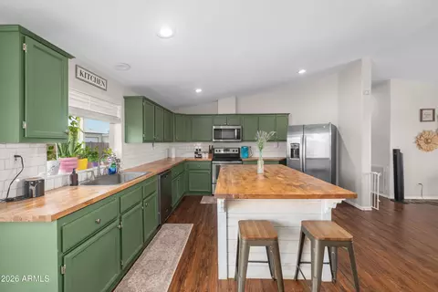Kitchen - 730 W Mckellips Blvd, Apache Junction, AZ 85120 photo 2 of 3