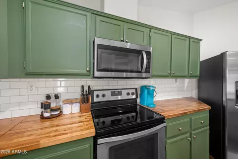 Kitchen - 730 W Mckellips Blvd, Apache Junction, AZ 85120 photo 3 of 3