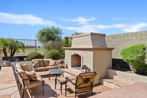 Exterior - 4064 E Clubview Dr, Gilbert, AZ 85298 photo 9 of 16