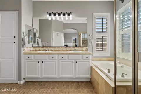 Bath - 4064 E Clubview Dr, Gilbert, AZ 85298 photo 1 of 3