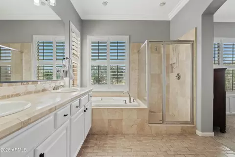 Bath - 4064 E Clubview Dr, Gilbert, AZ 85298 photo 2 of 3