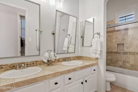 Bath - 4064 E Clubview Dr, Gilbert, AZ 85298 photo 3 of 3