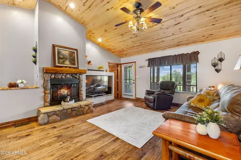 Living - 2715 High Pine Loop, Overgaard, AZ 85933 photo 1 of 3