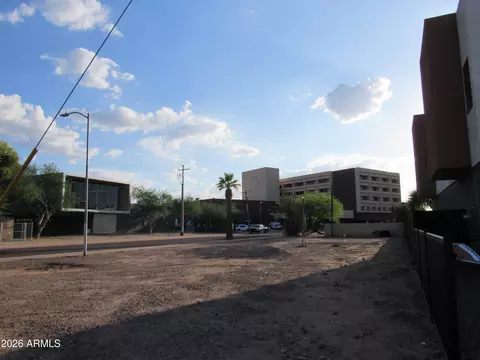 410 W Yavapai St #13, Phoenix, AZ 85003