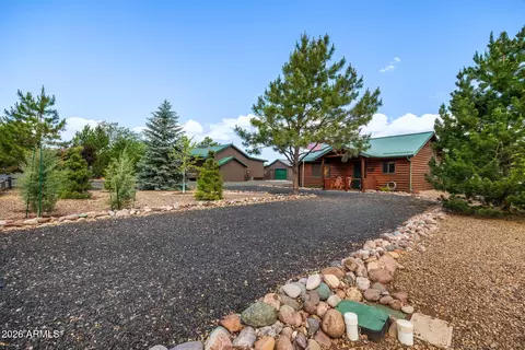 Exterior - 2336 Buffalo Loop N, Overgaard, AZ 85933 photo 1 of 11