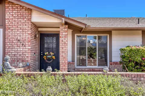 10505 W Echo Ln, Peoria, AZ 85345