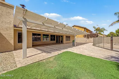 Exterior - 1127 E Dublin St, Gilbert, AZ 85295 photo 5 of 9