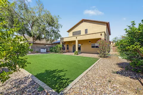 8227 W Harmony Ln, Peoria, AZ 85382