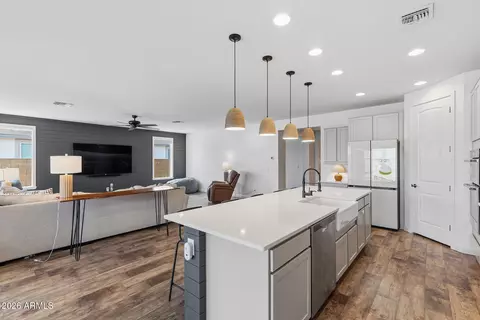 Kitchen - 495 S 198th Ave, Buckeye, AZ 85326 photo 5 of 8
