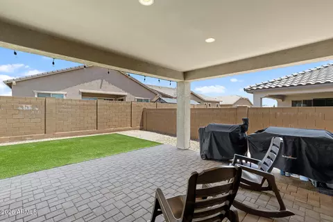 Exterior - 495 S 198th Ave, Buckeye, AZ 85326 photo 9 of 10