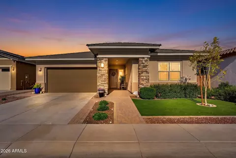 32577 N Woodside Dr, San Tan Valley, AZ 85143