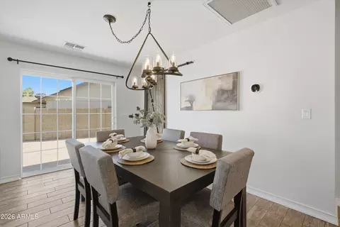 Dining - 5130 E Bannock St, Phoenix, AZ 85044 photo 3 of 4