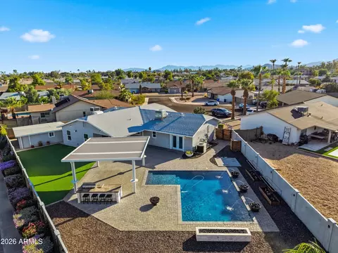 View/Area - 5130 E Bannock St, Phoenix, AZ 85044 photo 2 of 4