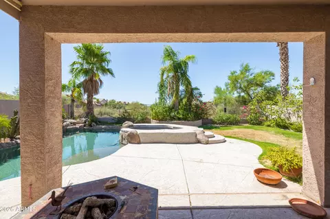 Exterior - 4409 E Lariat Ln, Phoenix, AZ 85050 photo 5 of 12