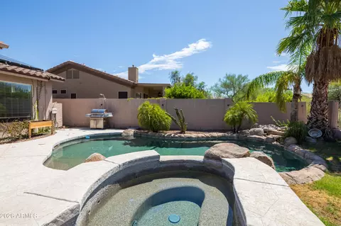Exterior - 4409 E Lariat Ln, Phoenix, AZ 85050 photo 10 of 12