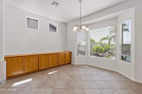 Dining - 4409 E Lariat Ln, Phoenix, AZ 85050 photo 1 of 1