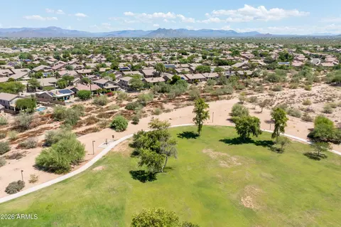 View/Area - 4409 E Lariat Ln, Phoenix, AZ 85050 photo 7 of 8