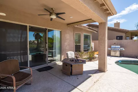 Exterior - 4409 E Lariat Ln, Phoenix, AZ 85050 photo 8 of 12