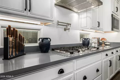 Kitchen - 3943 E Boot Track Trl, Gilbert, AZ 85296 photo 4 of 4