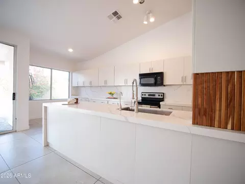 Kitchen - 602 S Neely St, Gilbert, AZ 85233 photo 2 of 4