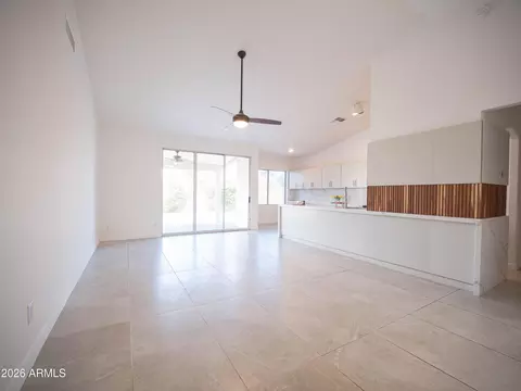 Living - 602 S Neely St, Gilbert, AZ 85233 photo 1 of 3
