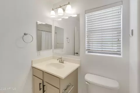 Bath - 1646 E Joseph Way, Gilbert, AZ 85295 photo 7 of 7
