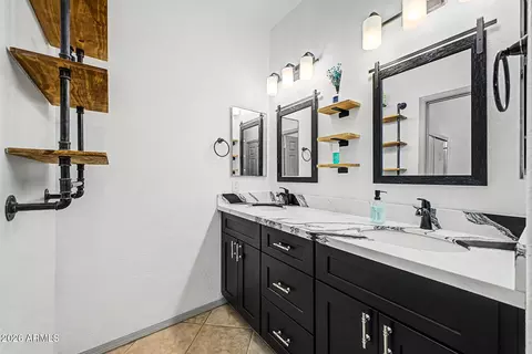 Bath - 5614 S 26th Pl, Phoenix, AZ 85040 photo 1 of 3
