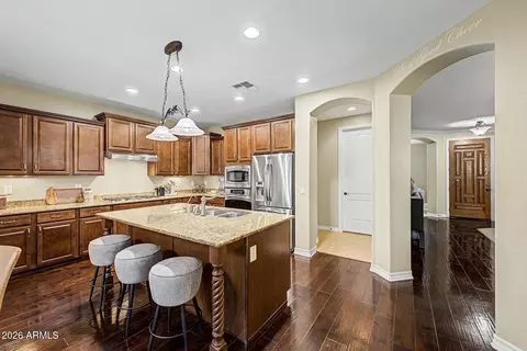 Kitchen - 2526 E Tonto Dr, Gilbert, AZ 85298 photo 2 of 5