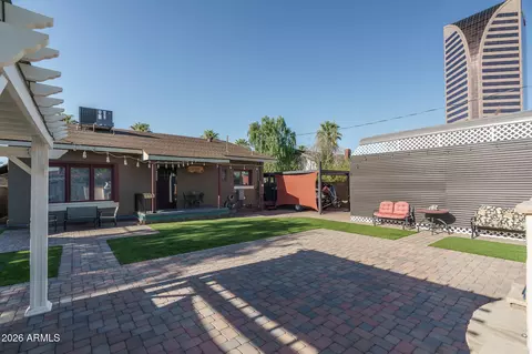 Exterior - 115 W Granada Rd, Phoenix, AZ 85003 photo 6 of 17