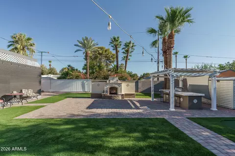 Exterior - 115 W Granada Rd, Phoenix, AZ 85003 photo 3 of 17