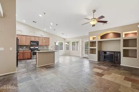 Living - 3562 E Red Oak Ln, Gilbert, AZ 85297 photo 1 of 6