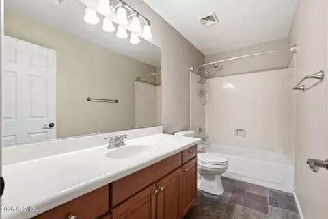 Bath - 3562 E Red Oak Ln, Gilbert, AZ 85297 photo 2 of 2