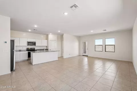 Living - 10136 W Devonshire Ave, Phoenix, AZ 85037 photo 2 of 4