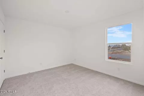 Bedroom - 20182 E Lakeside Rd, Mayer, AZ 86333 photo 2 of 3
